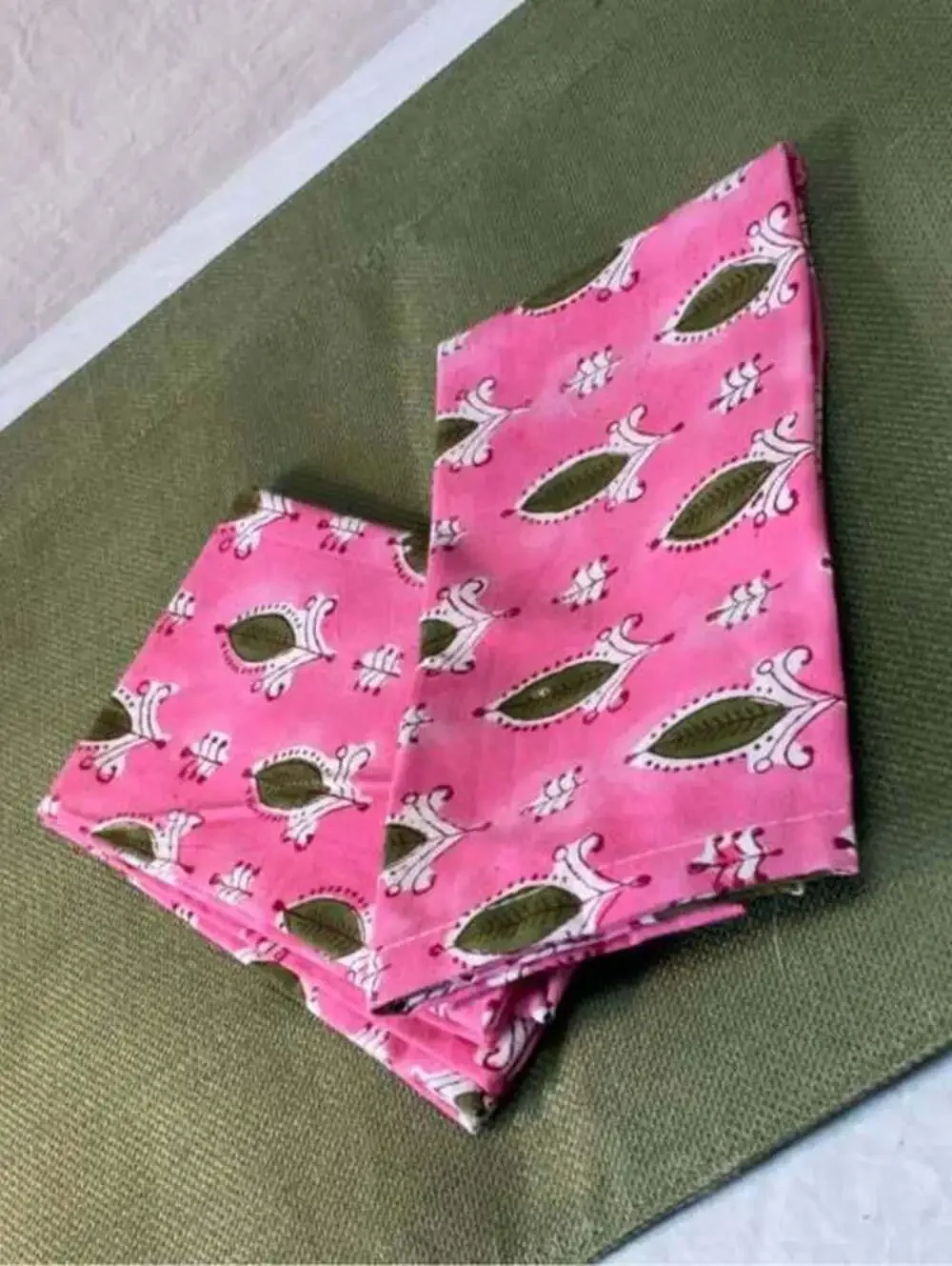 Green Placemats and Pink Floral Napkins Set of 2